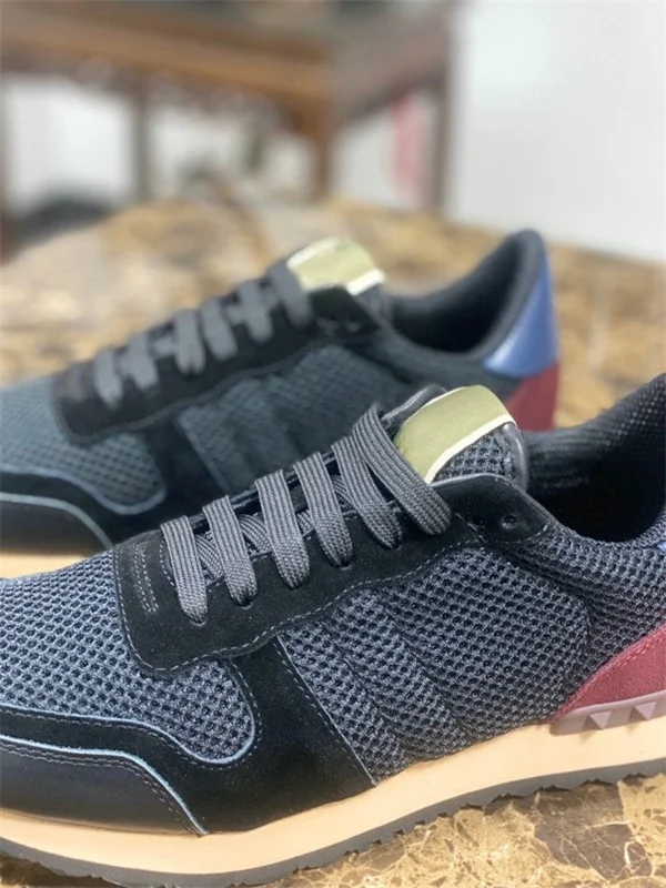 

2021 New Arrival Classics Style Men Running v logo Shoes Action Leather Men Athletic Outdoor Jogging Sneakers Fast Free Shipping