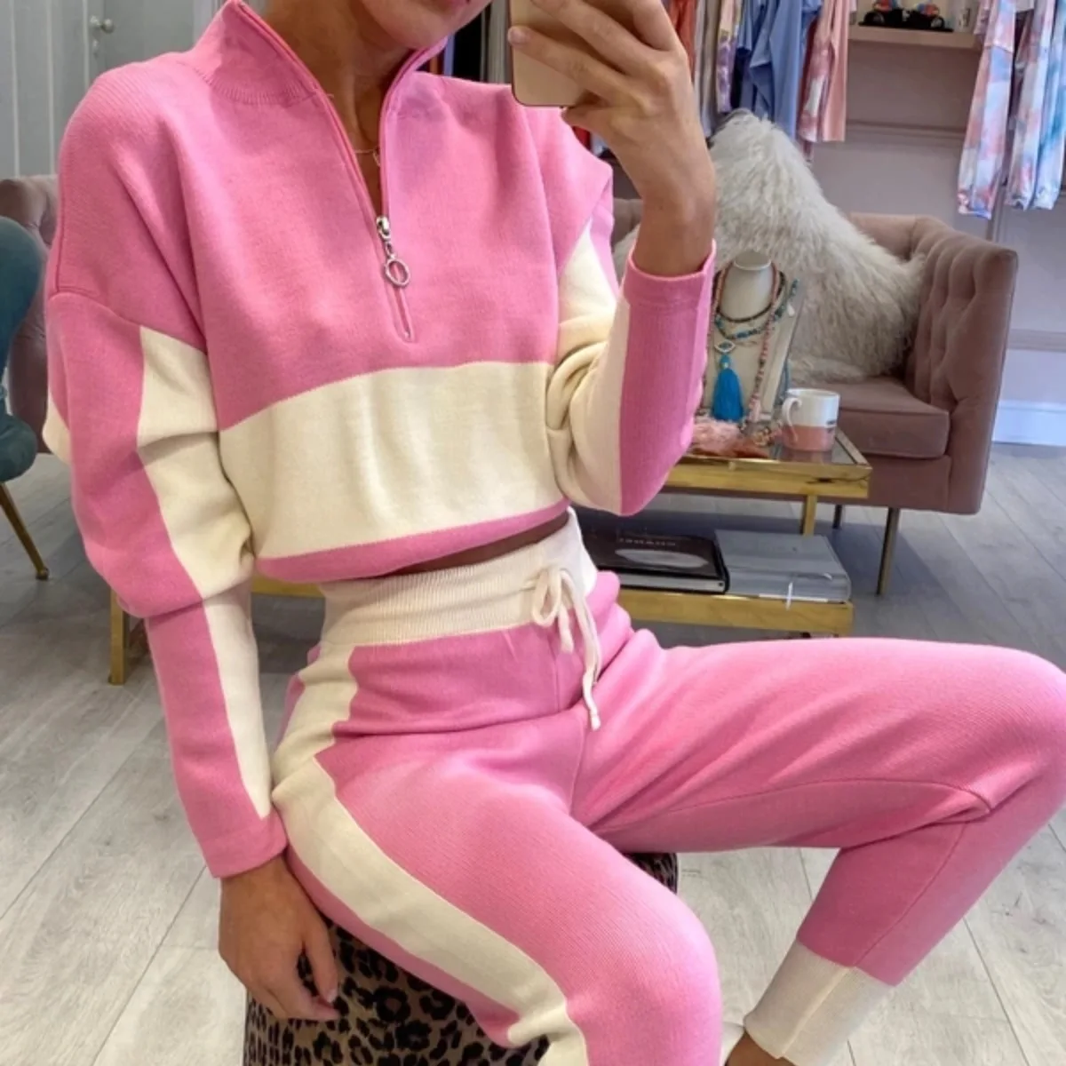 

2020 autumn new hot selling zipper stand collar leisure sports suit women's two-piece set