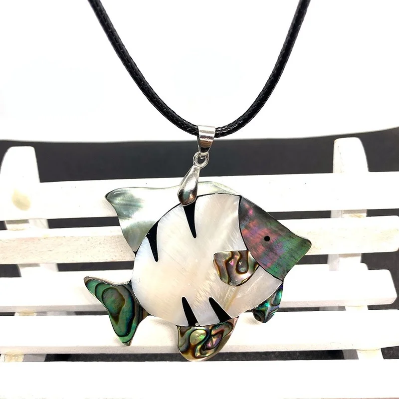 

Natural Abalone Shell Material, Stitching Marine Life Shape Pendants, Cute and Fashionable Necklaces of Various Specifications