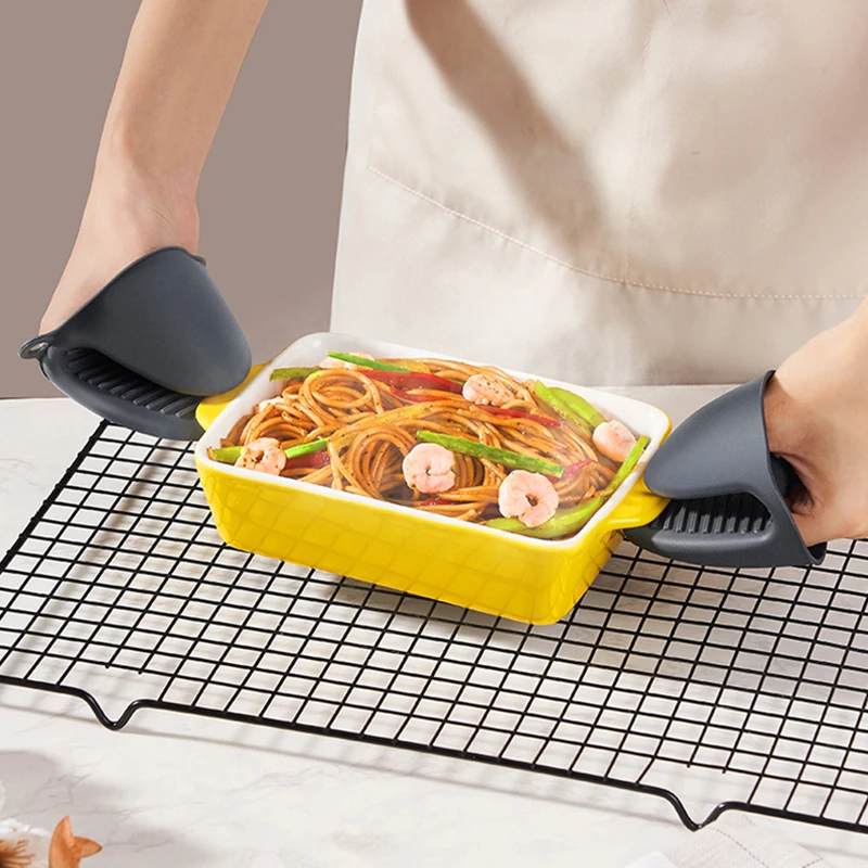 Micca 2pcs Microwave Oven Gloves Silicone Heat Insulation Anti-slip Household Bowl Clips Pot Holder Kitchen Baking Tools |