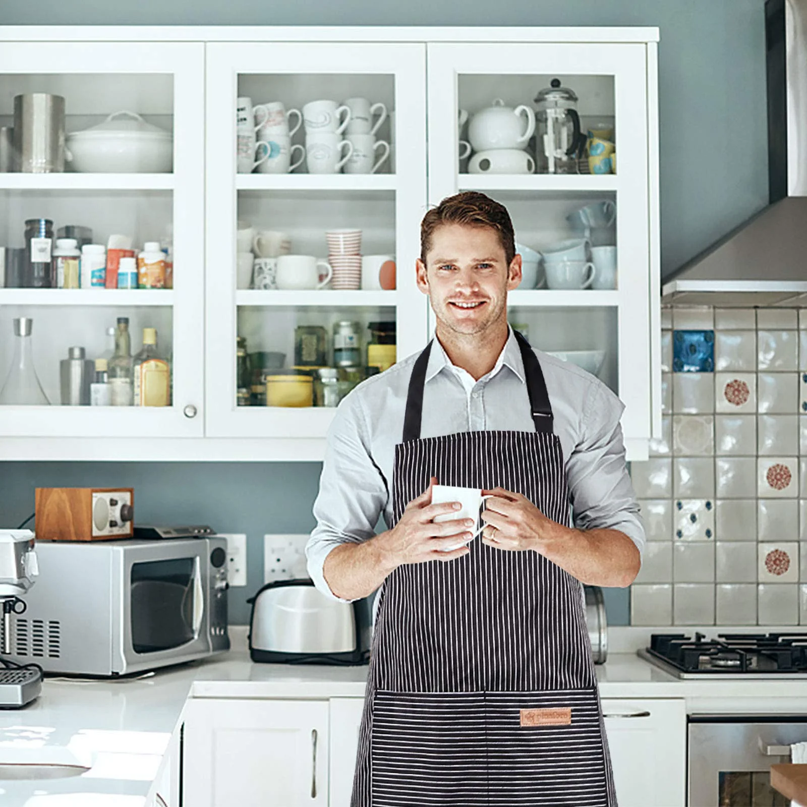 

Linen Blend Kitchen Cooking Aprons Adjustable Chef Apron with 2 Pockets for Women Men(Brown&Red&Blue Stripe)