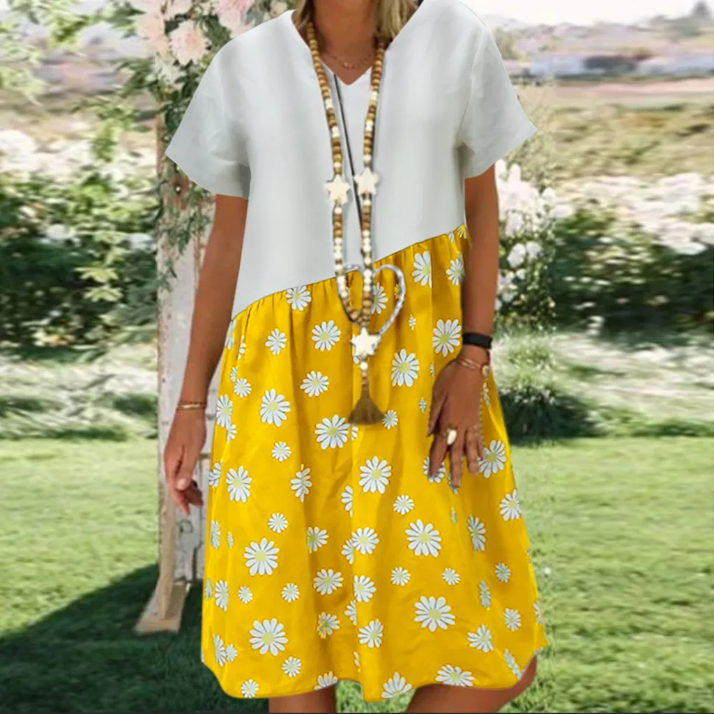 

Women Plus Size Casual Daisy Patchwork Printed V-Neck Short Sleeve Loose Dress