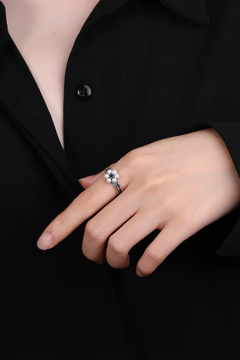 

New Korean Retro Thai Silver Pearl Flower Open Rings for Women INS Niche Black Crystal 925 Sterling Silver Ring Fine Jewelry