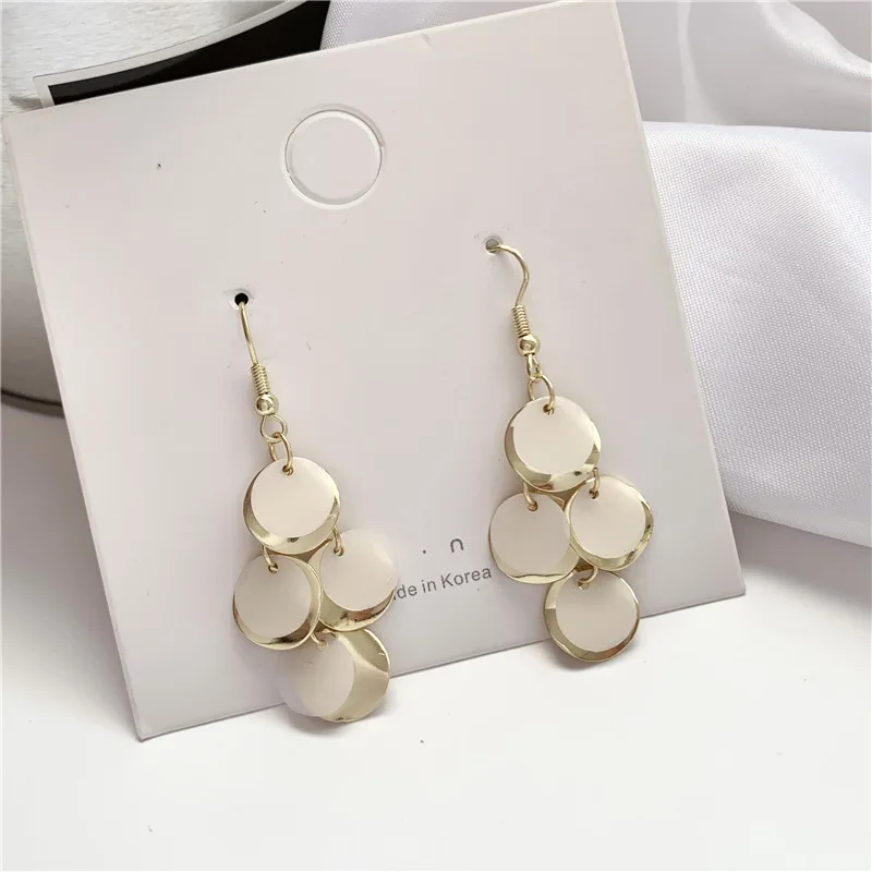 Маленькие круглые серьги клипсы с кисточкой Металлические Короткие