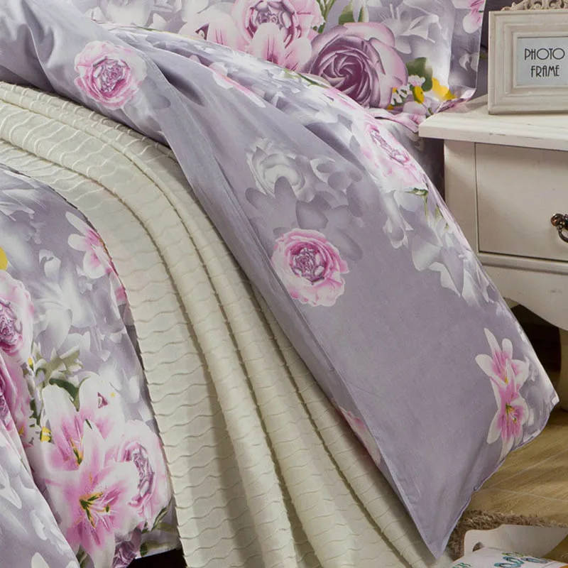 Классический комплект постельного белья зимний с рисунком морских цветов