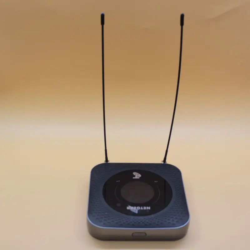 Разблокированный Мобильный маршрутизатор Netgear Nighthawk M1 MR1100 с антенной 4GX Gigabit LTE 1