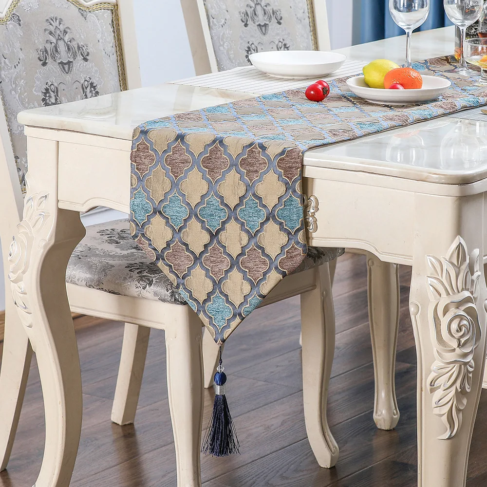 

Light luxury embossed diamond gourd table flag luxury table flag Chinese restaurant model room bed towel flag