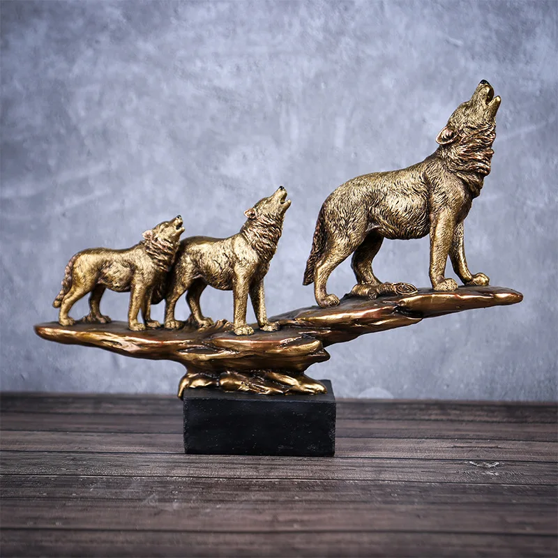 

Nordic wolf sculpture decoration statuette modern style resin wolf animal large ornaments office home decoration accessories
