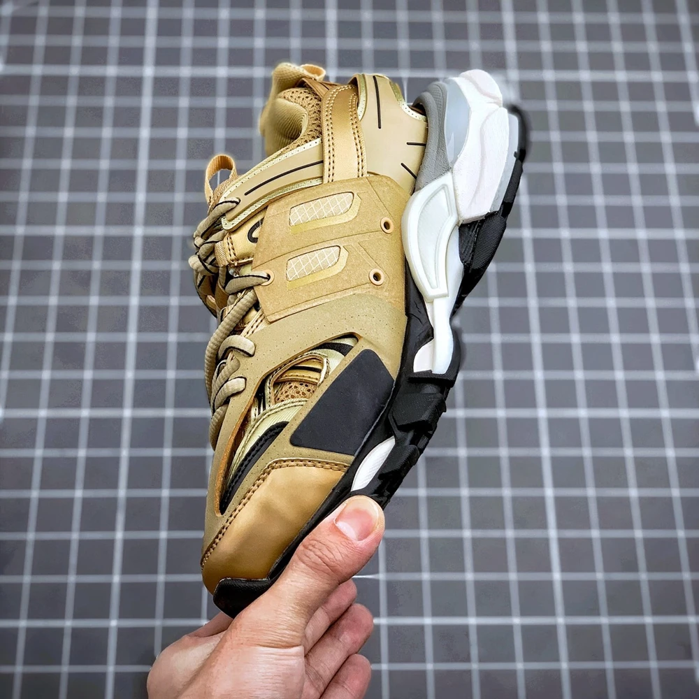 

Women/Men Fashion Luxury Designer Trainers Track Sneakers Couples Outdoor Top Quality Sports Running Shoes Comfy Breathable Shoe