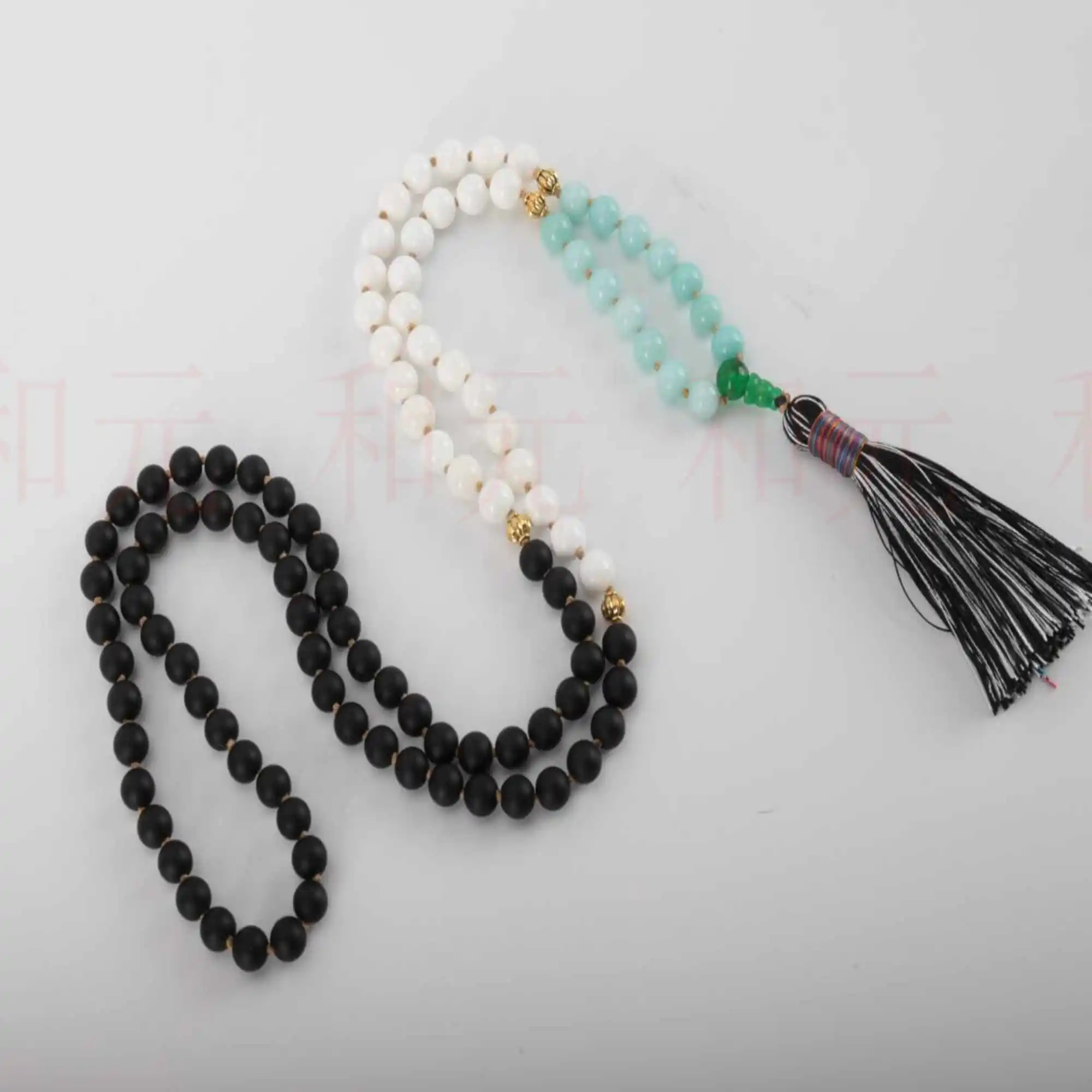 

8mm 108 knot Natural black agate White tridacna bead necklace Gift Elegant Calming Wristband Elegant Pray Fancy Beaded Chakra