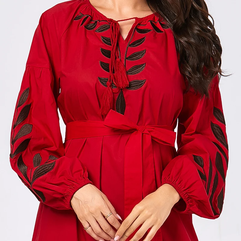 Женское платье с вышивкой в виде листьев Siskakia длинное круглым вырезом и длинным