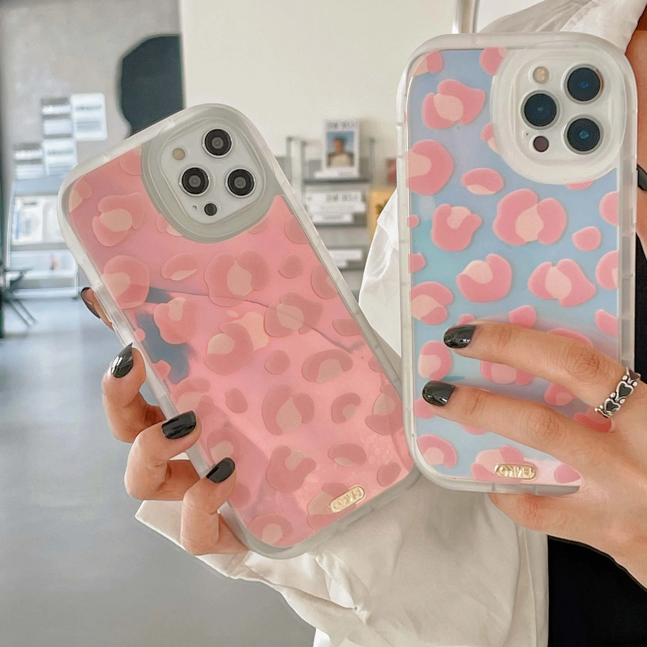 

Fashion Pink Leopard For iPhone13 11 12 Pro Max Laser Transparent X XR XsMax SE 2020 7 8 Plus Anti-drop For Woman Phone Case