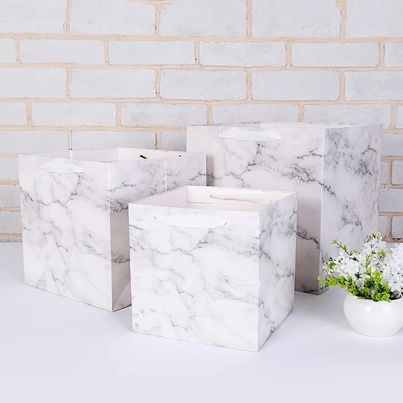 

Portable Festival Gift Paper Bag Marble Pattern Square Black White Kraft Flower Wrapping Bag New Year Party Gift Packaging Bag