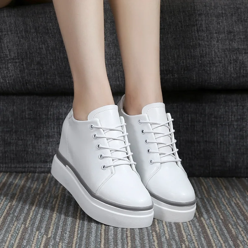 Туфли женские на платформе криперы Мокасины кроссовки плоская подошва черные