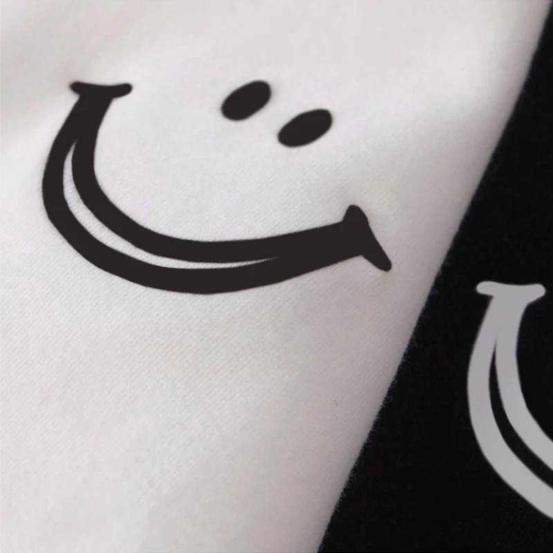 

2021 Summer New Korean Loose Solid Color Smile Print Upper Garment Short Sleeve T-shirt Women's Large Size
