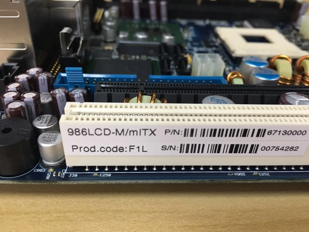 986LCD-M/mITX | Кабели и адаптеры для ПК