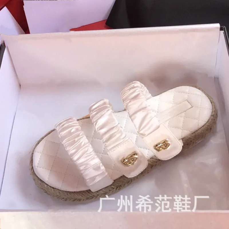 

2021 double C new summer room leisure home slippers star net red with fairy princess flat bottom drag fashion