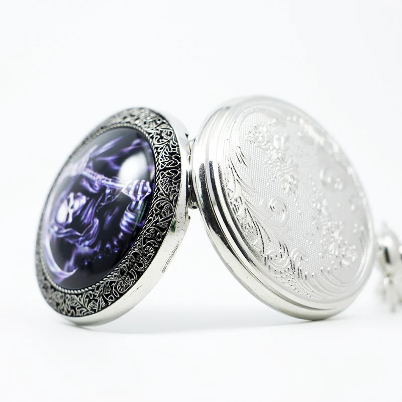 Новые модные резьбовые кварцевые карманные часы с черепом огнем смерти