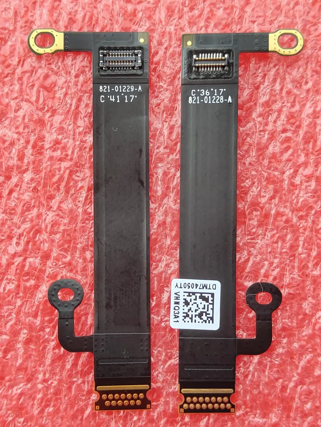 10Sets=20PCS For Macbook Pro 13'' 15'' A1706 A1707 A1708 LCD Front Camera Backlight Flex Cable Set 821-01228-A 821-01229-A |