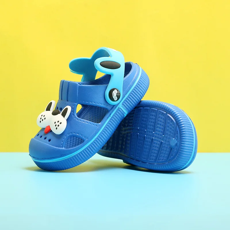 

Children's Slippers Summer Men and Women Baby 1-4 Years Old Children's Hole Shoes Non-slip Sandals and Slippers Infant Baotou