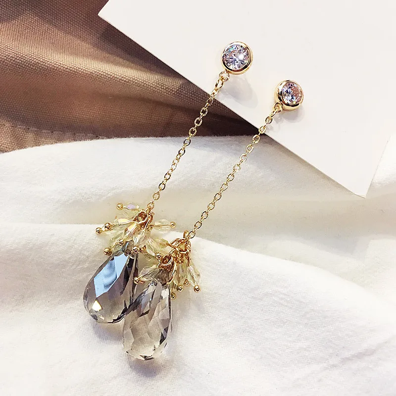 Женские серьги подвески с кристаллами длинные кисточками эффектные украшения