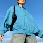 Женский свитшот с капюшоном, на молнии, с длинным рукавом