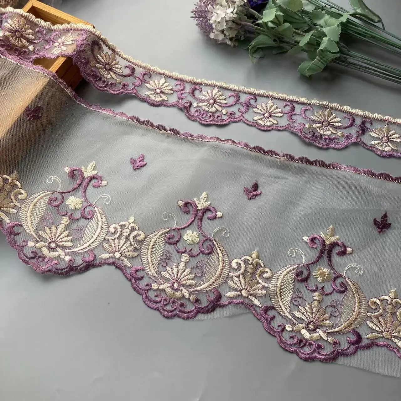 

3 yard Purple Embroidered Flower Lace Ribbon Trims for Home Textiles Sofa Covers Trimmings Mesh Applique Sewing Fabric 19cm 5cm