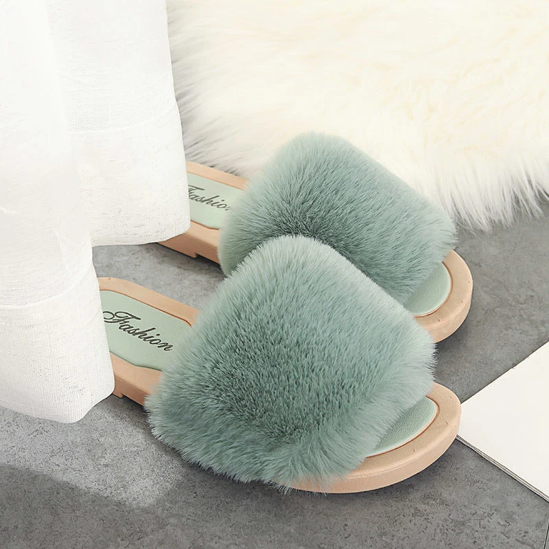 

Summer Slippers 2020 New Trend Women Slippers Indoor Home Slippers Fashion Outdoor Casual Plush Slippers Luxury Soft Flat Shoes