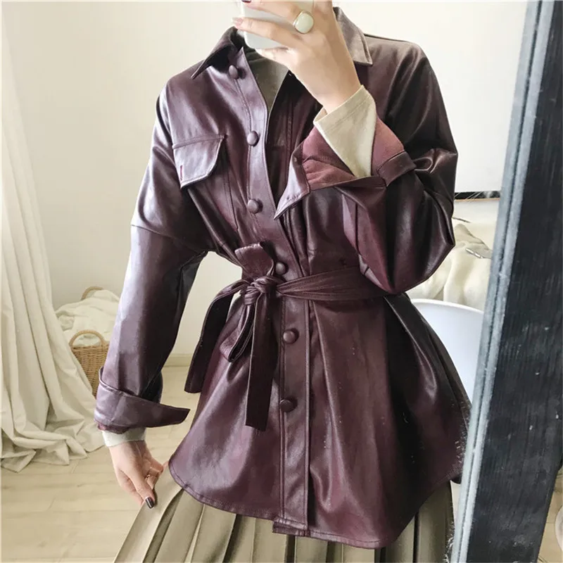 Женская куртка из искусственной кожи с поясом мягкая теплая однобортная