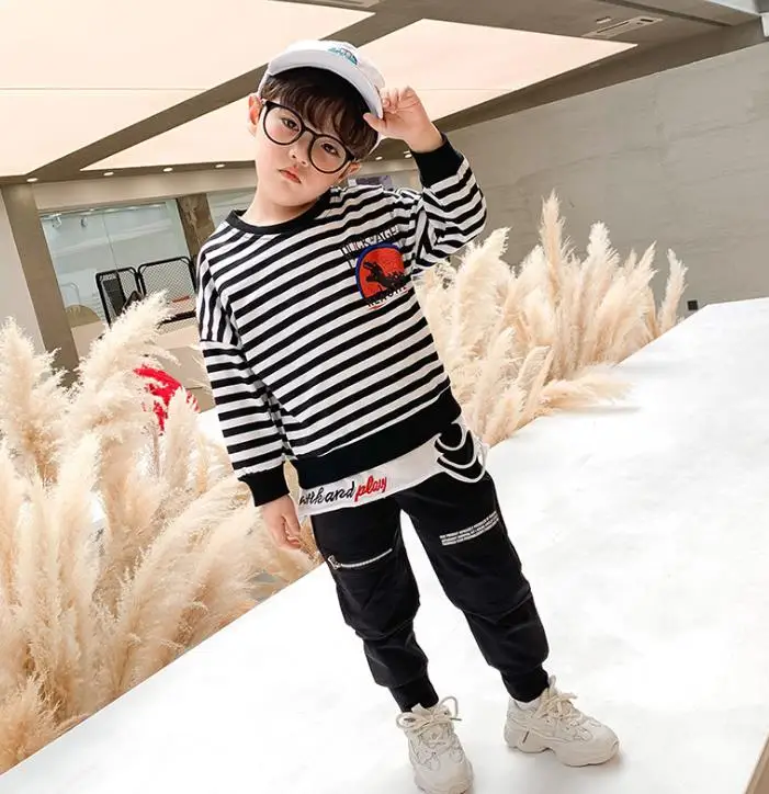 

Топы для малышей, детские свитеры в полоску с круглым вырезом для отдыха, топы на весну и осень с углублением, мягкая ткань, одежда