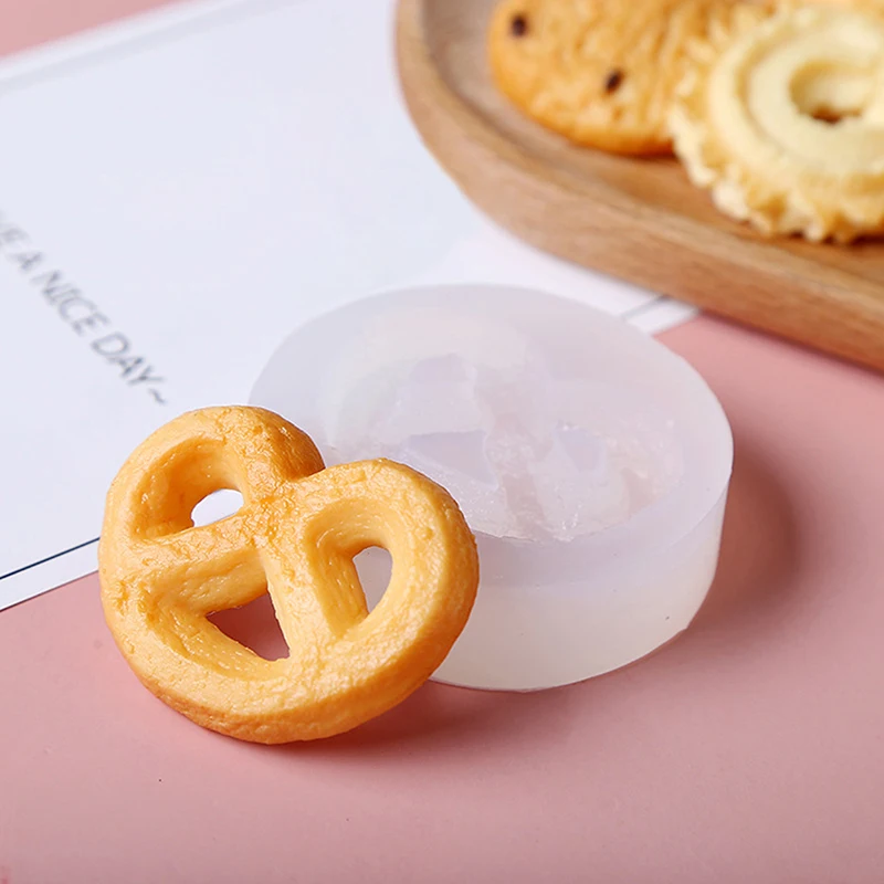 

1Pc Cookies Candy Mold DIY Chocolate Biscuit Baking Tools Cake Fondant Chocolate Silicone Mold Candy Jully Decorating Molds