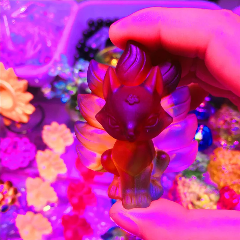 

Natural crystal Colored glaze nine-tailed fox fox fairy Buddha recruit peach blossom prosperous marriage