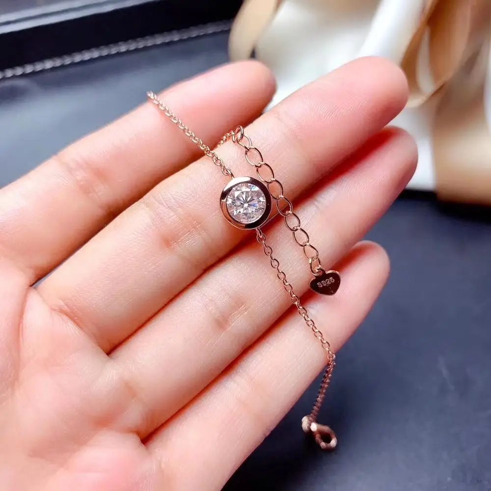 

Женский браслет moissanite, 1 карат, блестящий браслет с круглым камнем, лучше чем бриллиант, серебро 925 пробы, сертификат GRA, подарок на день рожде...