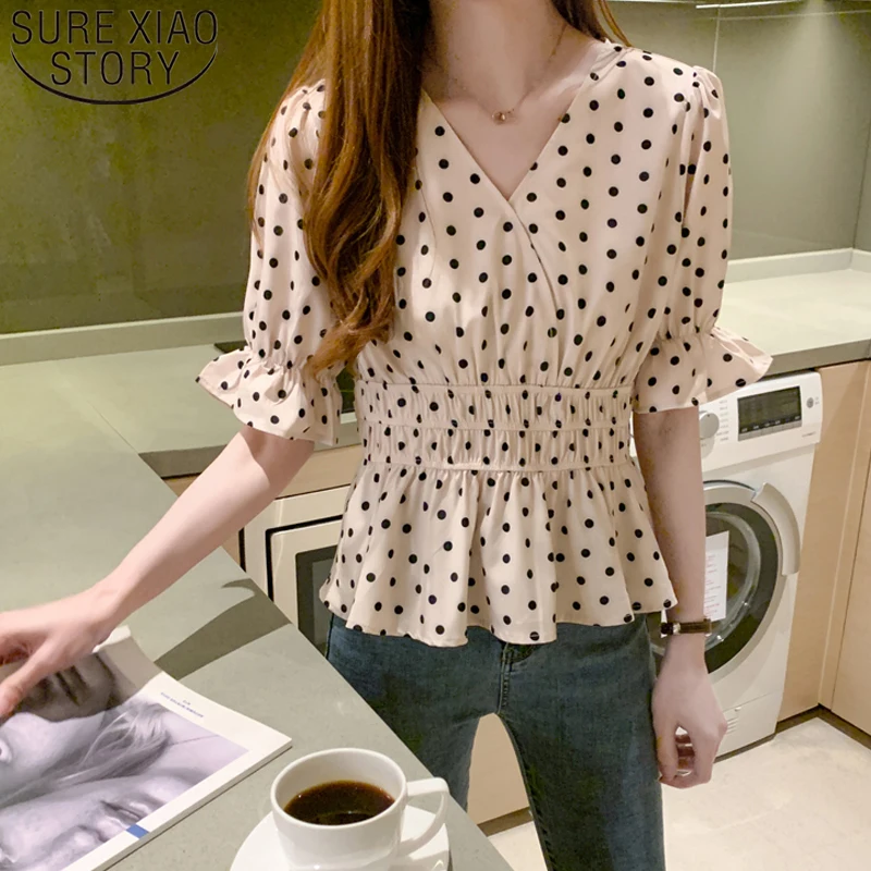 

2020 Korean Elegant Slim Waist Ruffles Female Blouse Vintage V-neck Polka Dot Short Sleeve Chiffon Blouse Women Blusas 8970 50