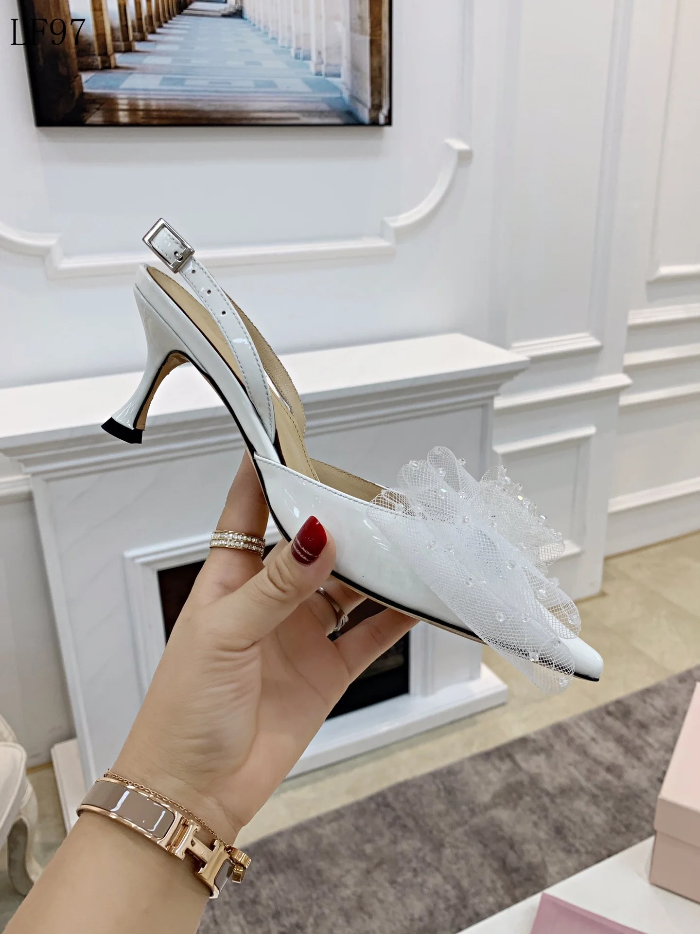 

2021 New Women'S Luxury Sandals Designer Leather Pointers And High Heels Elegant Sexy Wedding Shoes Party Shoes Banquet Shoes