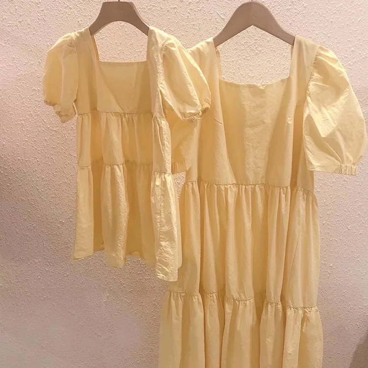 

Family Matching Outfits Summer New Floral Puff Sleeve Dress Mom And Daughter Square Collar Loose Woman's Dress Girl Family Dress