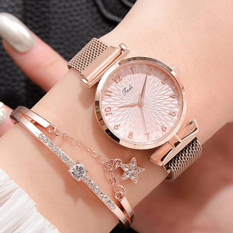 

Luxe Vrouwen Armband Quartz Horloges Voor Vrouwen Magnetische Horloge Dames Sport Jurk Pink Dial Polshorloge Klok Relogio Femi