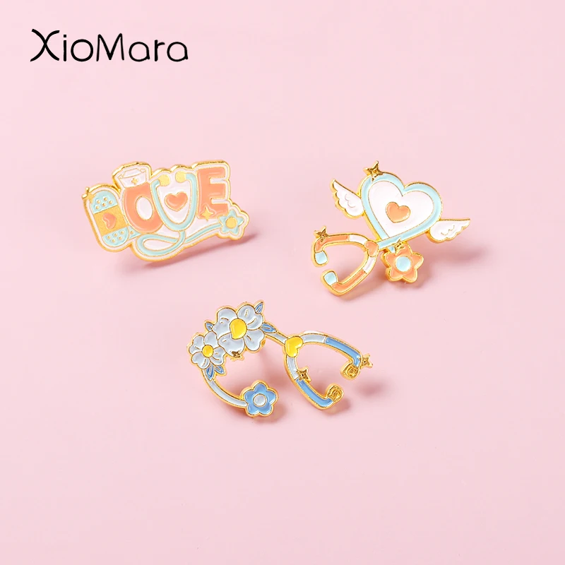 

Love Stethoscope Medical Lapel Pins First Aid Angle Wings Brooches Nursing Graduation Doctors Nurse Assistant Gifts Wholesale