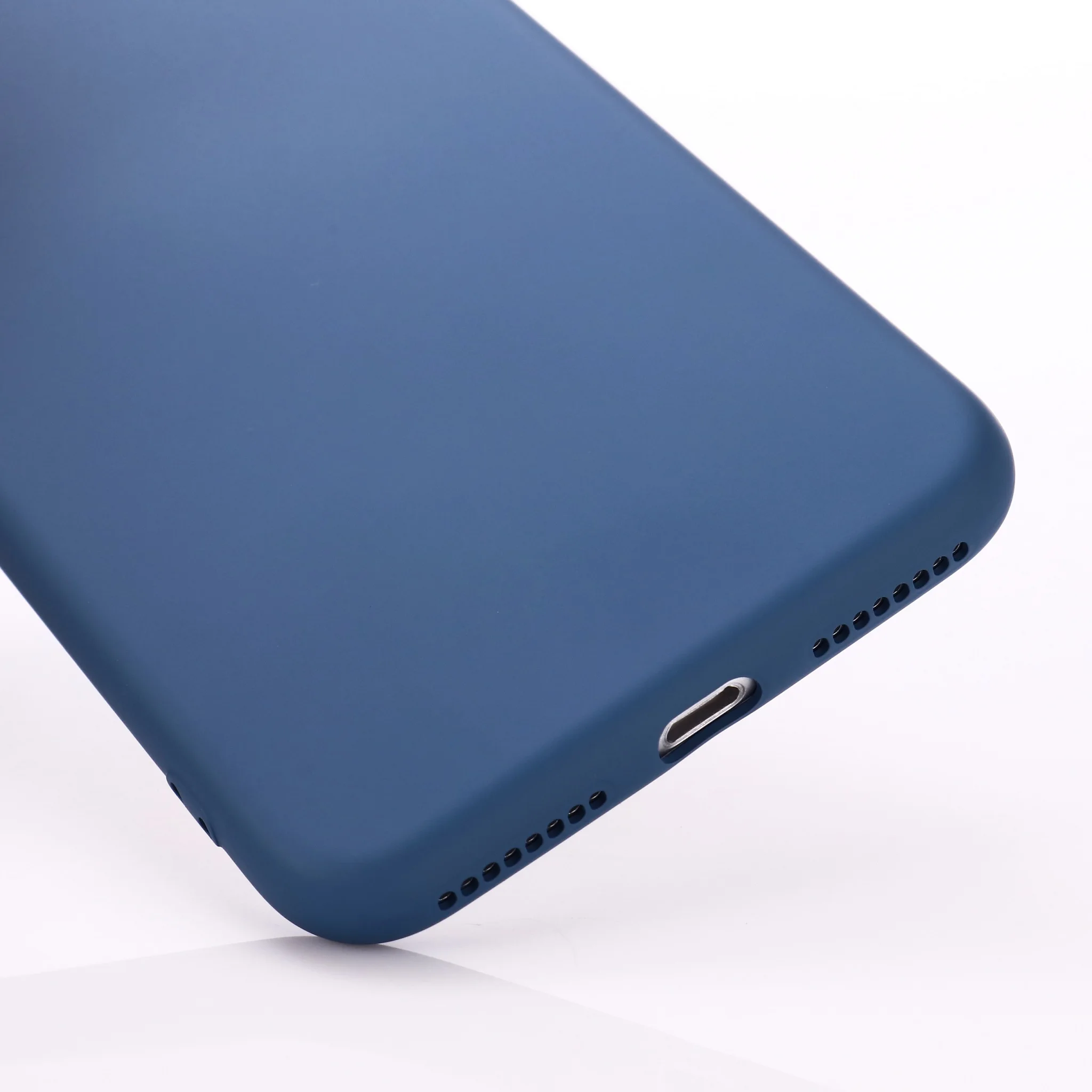 Жидкий чехол для телефона IPhone 7 8 6 6s Plus силиконовый карамельных цветов мягкий