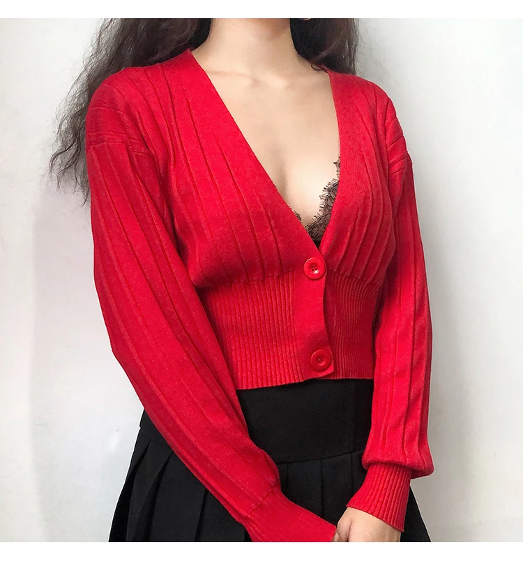 Кардиган женский укороченный с глубоким v-образным вырезом длинным рукавом |