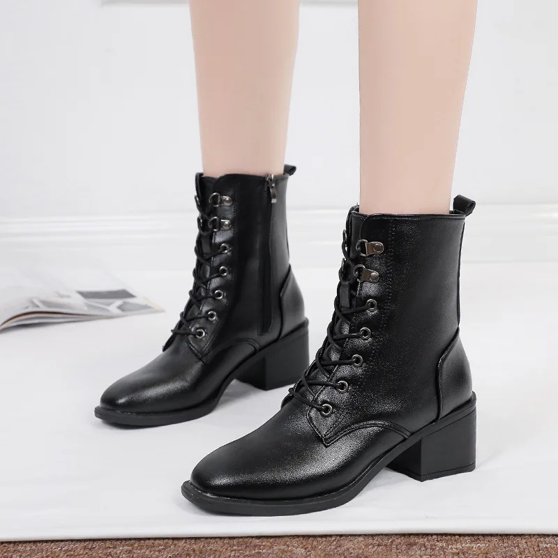

2019 High Quality Women Boots Lace Up Flat Biker Combat Black Boot Shoes Woman Boots Female winter fashion women shoes L14-89
