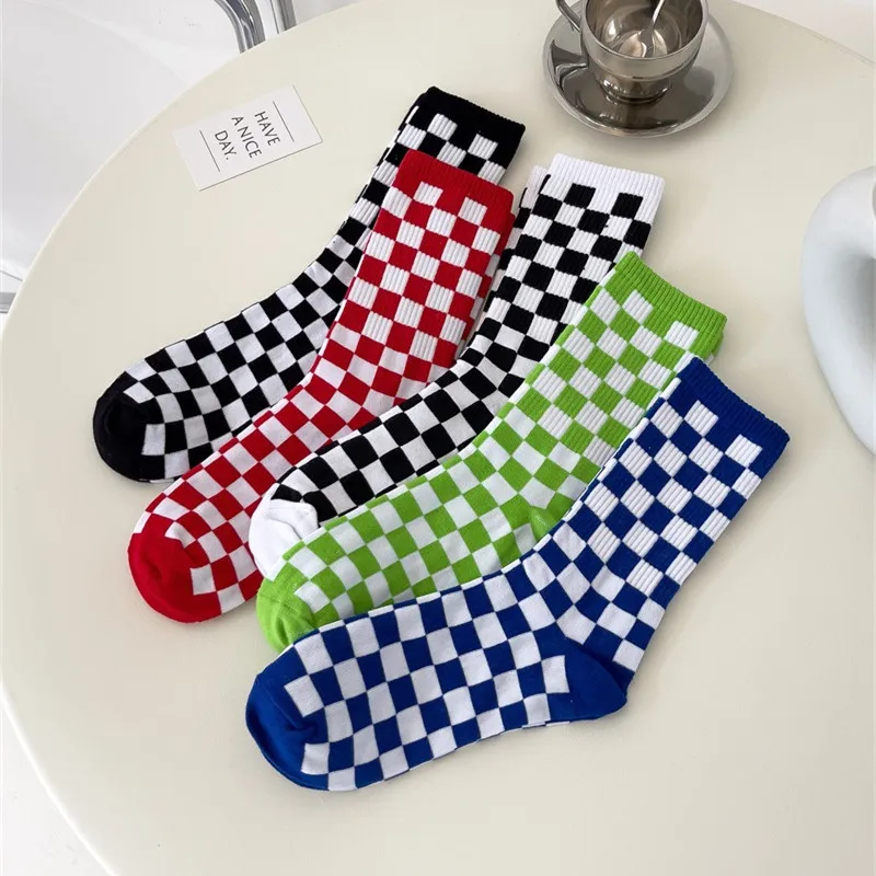 

Korea Funky Harajuku Trend Women Checkerboard Socks Geometric Checkered Socks Men Hip Hop Cotton Unisex Streetwear Novelty Socks