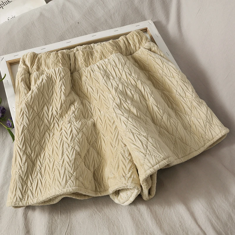 

Fall 2020 Retro Easy Matching Pleated Plaid Loose Shorts Women's New Thickened Elastic Waistband Slimming Wide Leg Cotton Pants