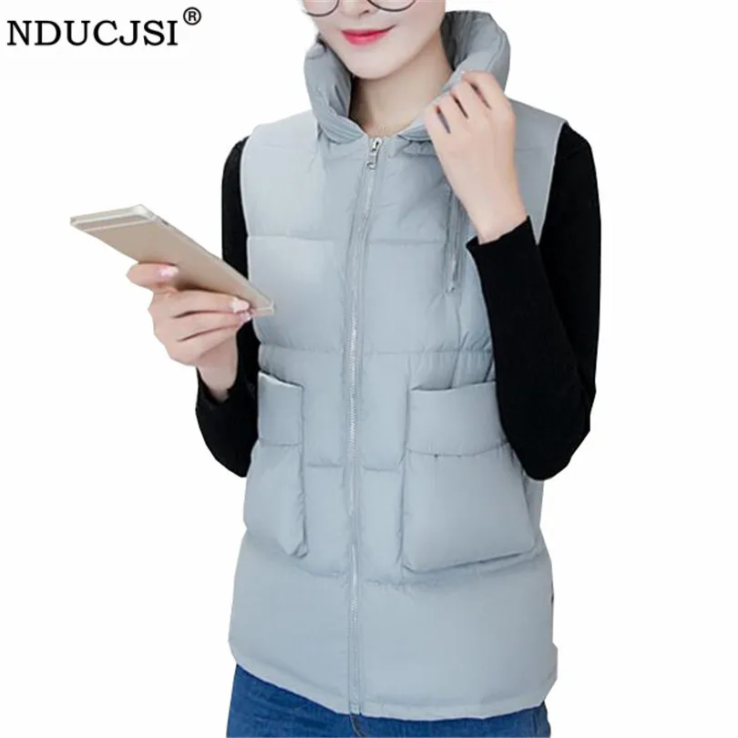 

NDUCJSI зимние женские жилеты, Осенний жилет, пуховые женские куртки с хлопковой подкладкой, воротник-стойка, жилет без рукавов, однотонные пал...