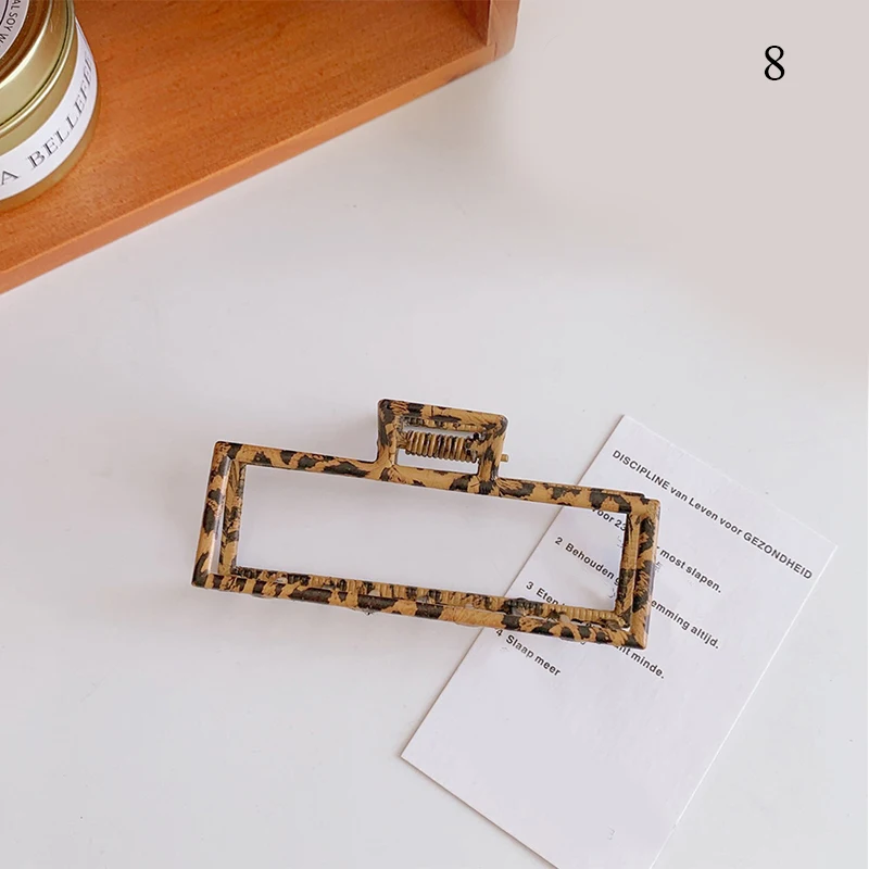 

Women Wood Grain Hair Claws Hair Accessories Chic Hair Clips Barrettes Ladies Hairgrip Hairpins Girls Ornaments Crab Headwear