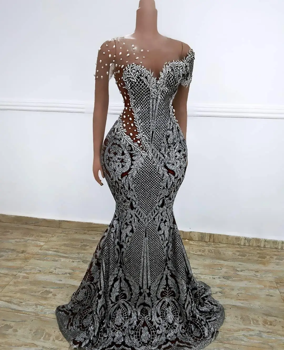 

2021 Arabic Black Mermaid Prom Dresses Sheer Jewel Neck Beaded Appliqued Evening Dress Formal Party Second Reception Gowns