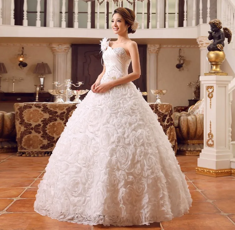 Женское платье принцессы дизайнерское свадебное на одно плечо с рукавами в