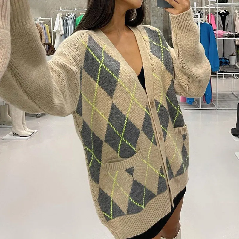 

Women Cardigan Vintage Argyle Knitted V-neck Long Sleeve Female Top Single Breasted Sweater Casual Oversized Fashion 2021 Autumn