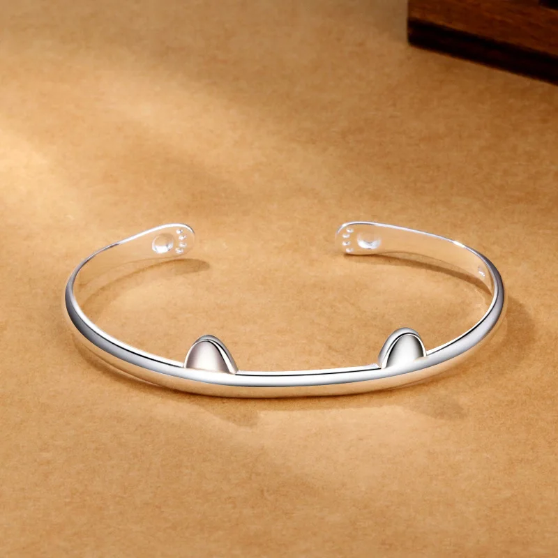 

MEYRROYU 2021 New Simple Cat Ear Open Bangle Fashion Cat Claw Jewelry Ladies Birthday Party Jewelry 925 Sterling Silver Bracelet
