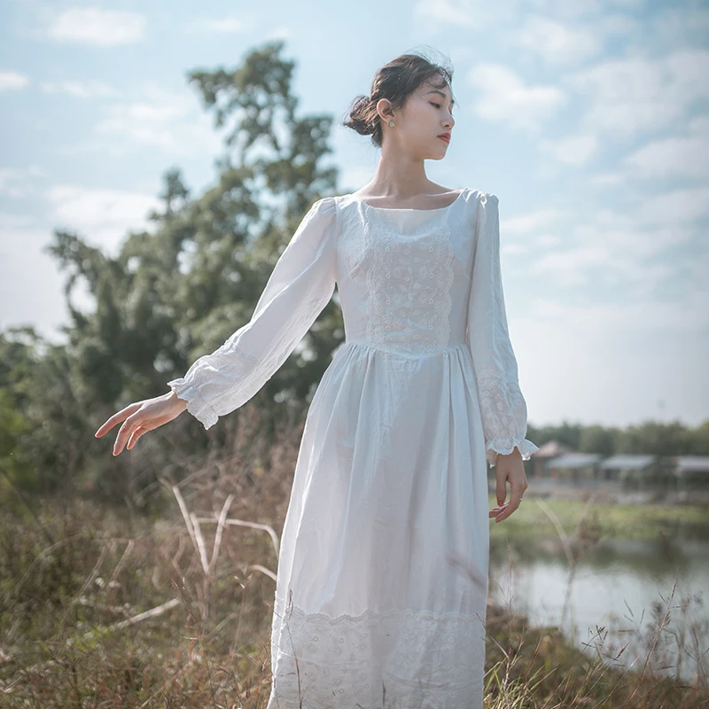 

Women Dress Spring Vintage Elegant Slim 100%Cotton White Dress Retro French Pastoral Style Embroidery Lace Casual Long Dress